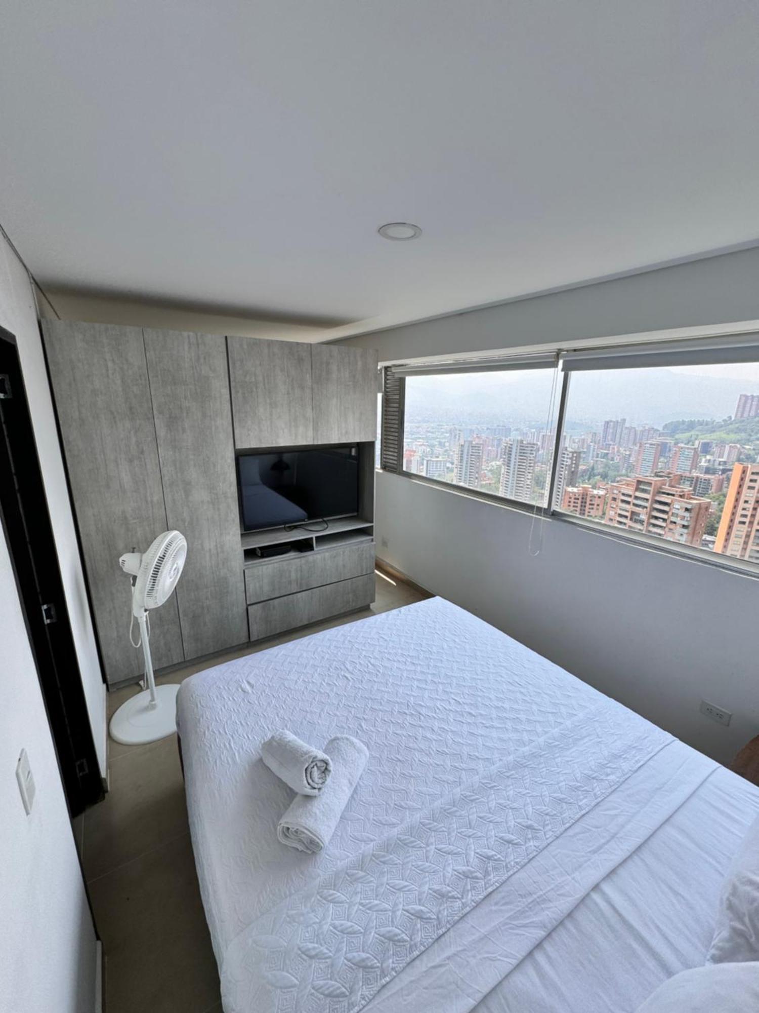 Moderna Y De Lujo Con La Mejor Vista A La Ciudad - Poblado Apartment