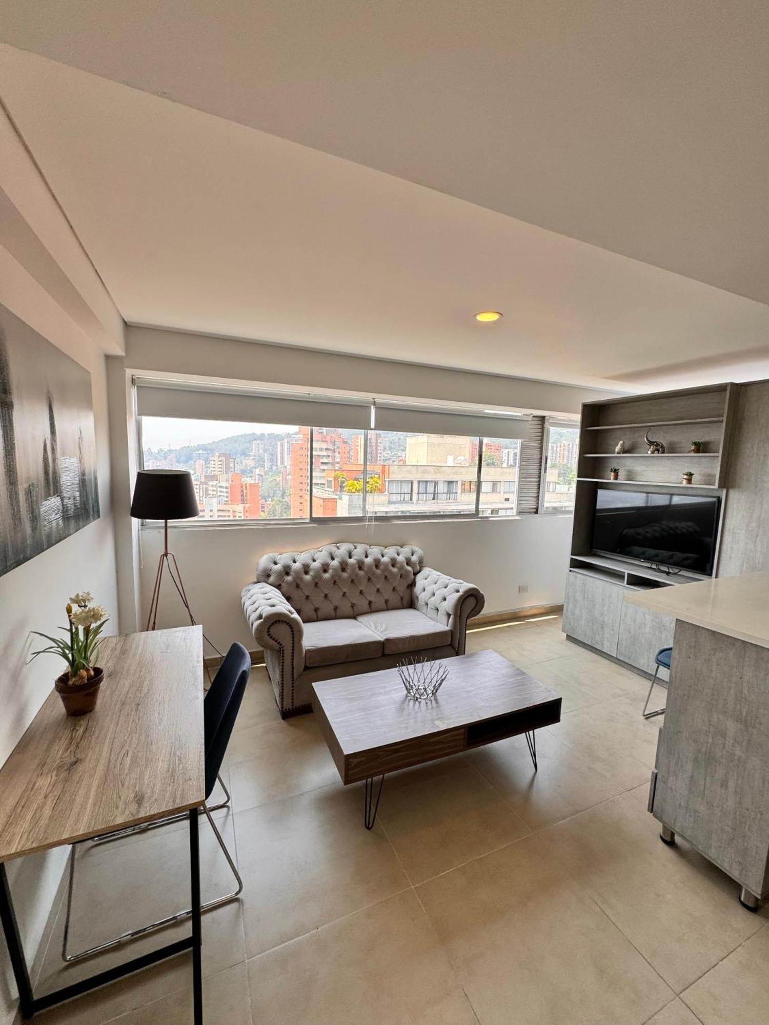 Moderna Y De Lujo Con La Mejor Vista A La Ciudad - Poblado Apartment Medellin